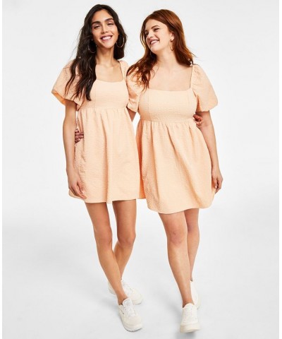 Women's Seersucker Puff-Sleeve Dress Pink $29.44 Dresses