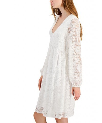 Lace Empire-Waist Bow-Back Shift Dress Inc White $29.69 Dresses