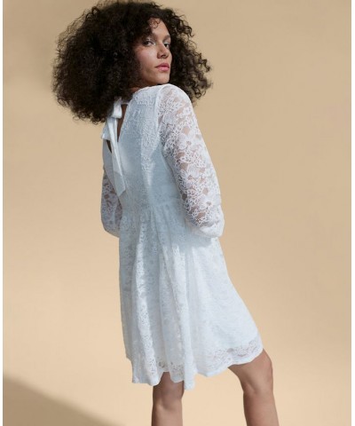 Lace Empire-Waist Bow-Back Shift Dress Inc White $29.69 Dresses